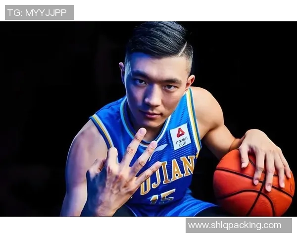 陈林坚：从青涩少年到篮球场上的璀璨明星之路揭秘