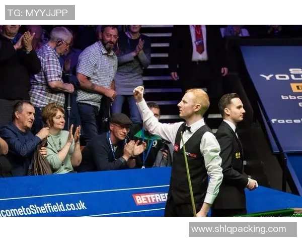 麦克吉尔与瑞恩戴的巅峰对决谁能笑到最后精彩赛事回顾与分析